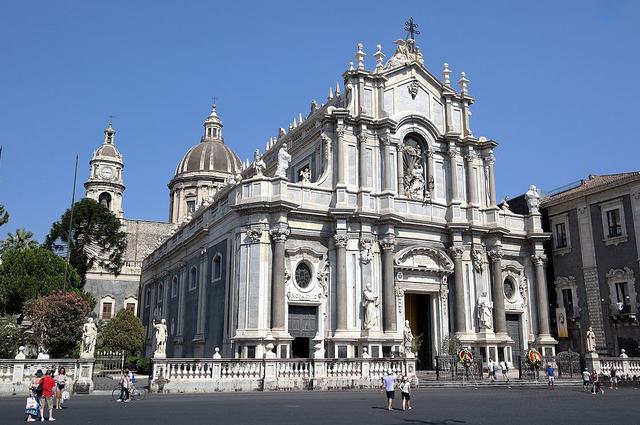пример сицилийского барокко- церковь св.Агаты