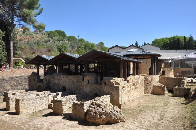 руины  виллы Романа дель-Казале