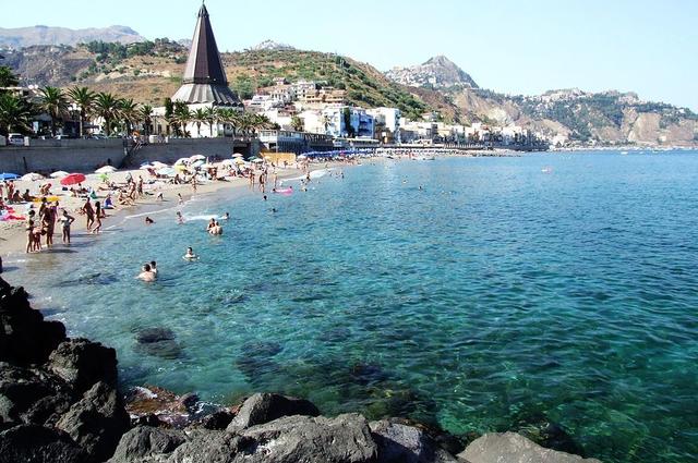 Джардини-Наксос Джардини-Наксос