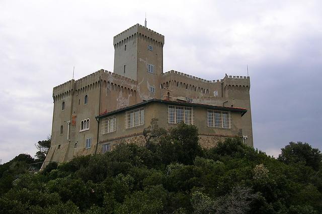 замок в Ливорно
