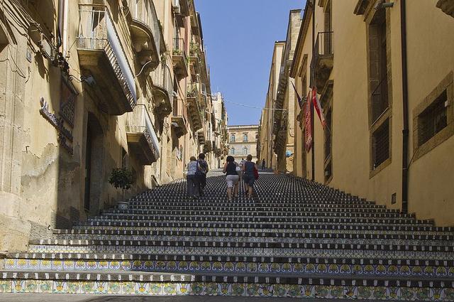 лестница Scala в Кальтаджироне