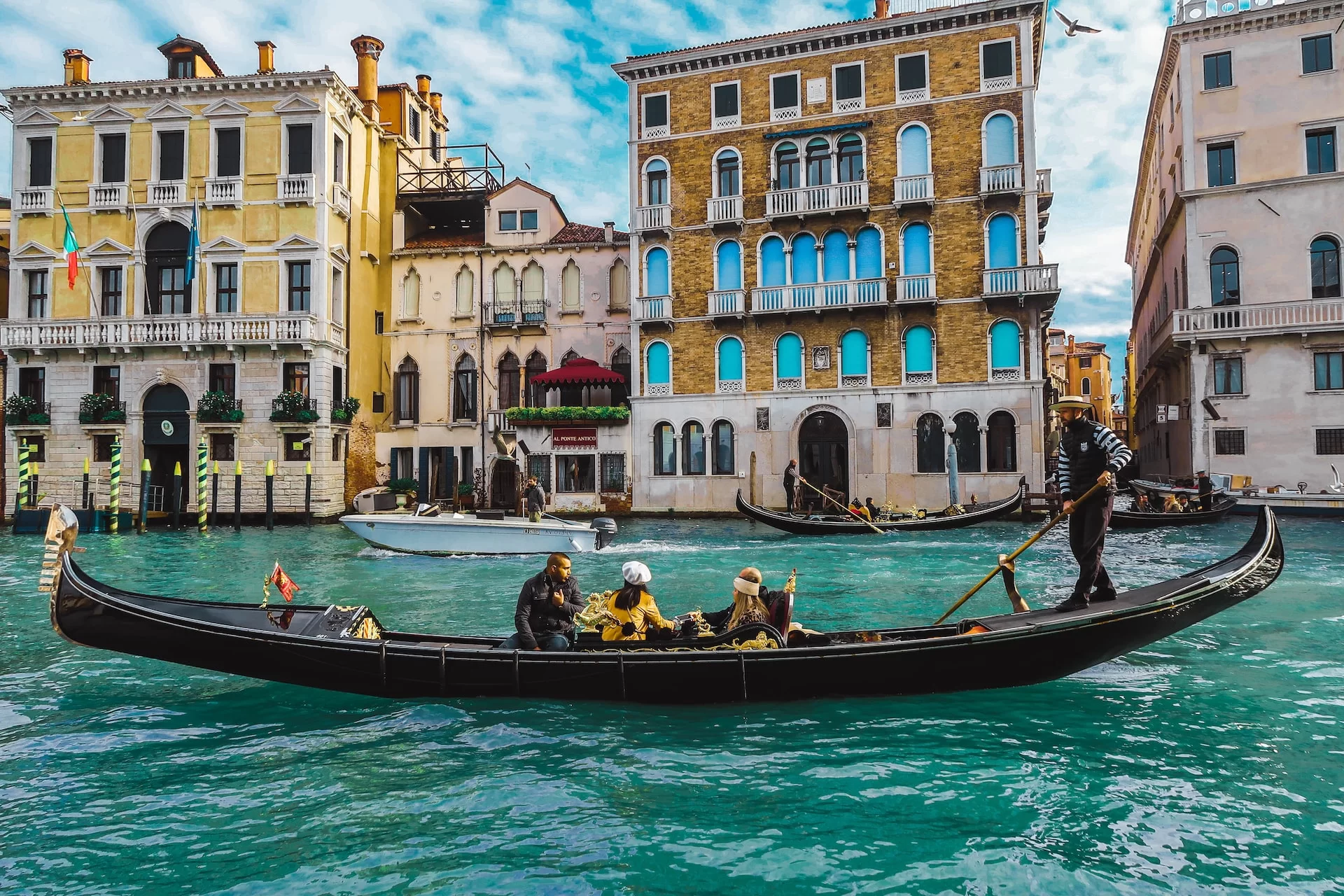 Виды общественного транспорта Венеции и как им пользоваться