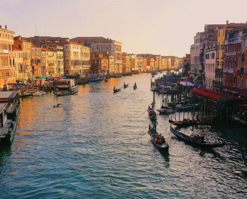 Канал лодки Венеция
