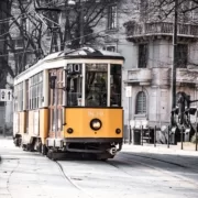 Транспорт трамвай Милан