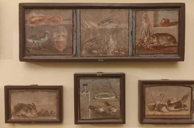 Фрески из Помпей в археологическом музеее Неаполя