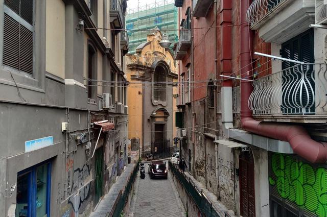 Неаполь улица